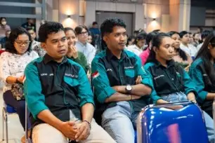 kuliah-umum-KUR-masuk-kampus-09025-1024x683_copy_409x273_copy_306x204