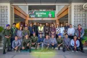 Relawan-Gempa-Flores-00059-540x360_copy_405x270_copy_303x202